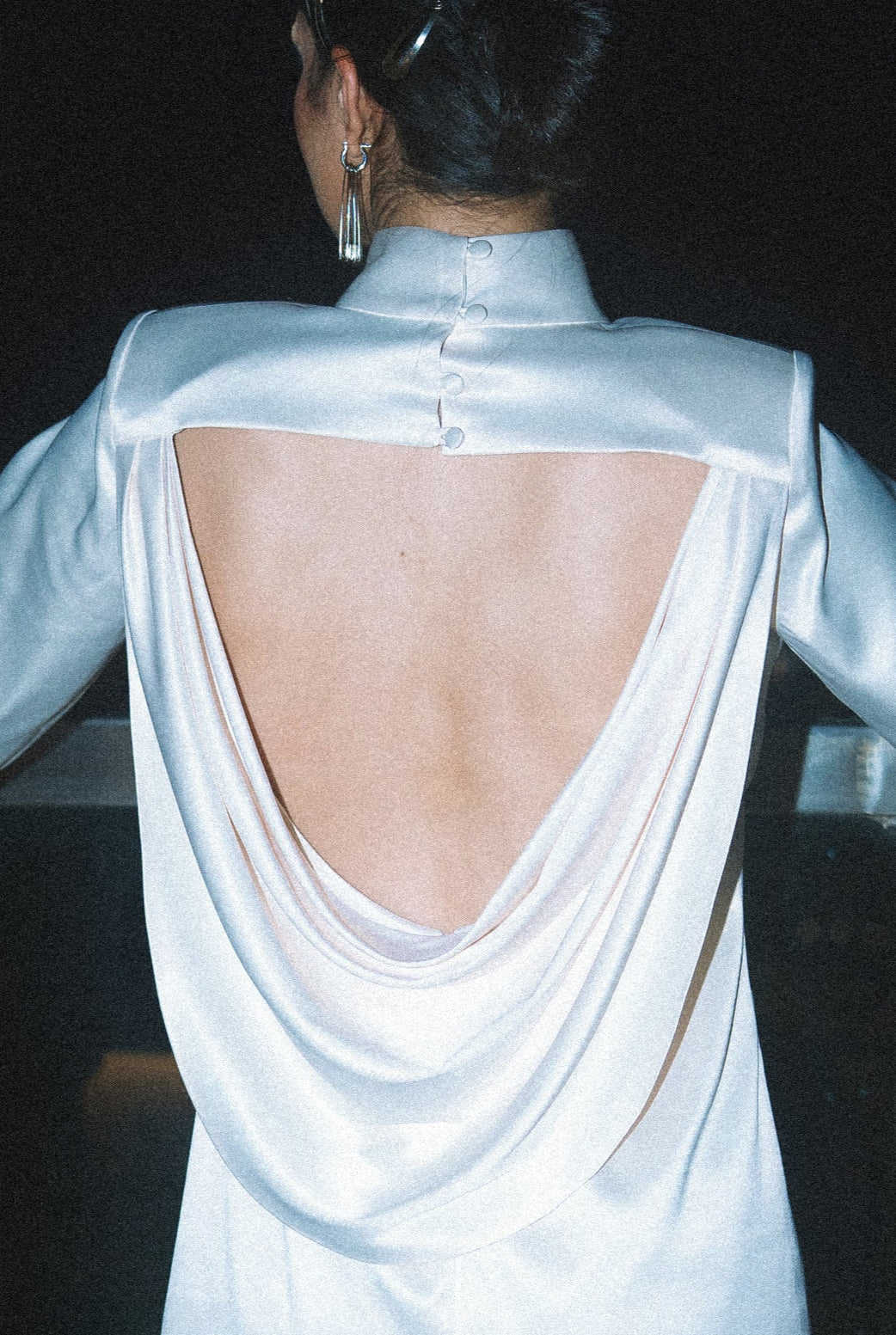 The Drape Back Mini